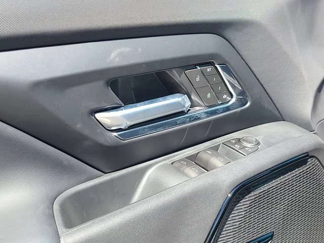 New 2026 Summit White Chevrolet LT - Extended Range image 17