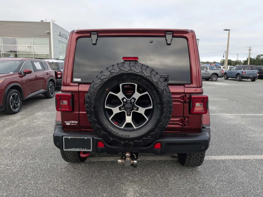 Certified Used 2021 Snazzberry Pearlcoat Jeep Unlimited Rubicon image 4