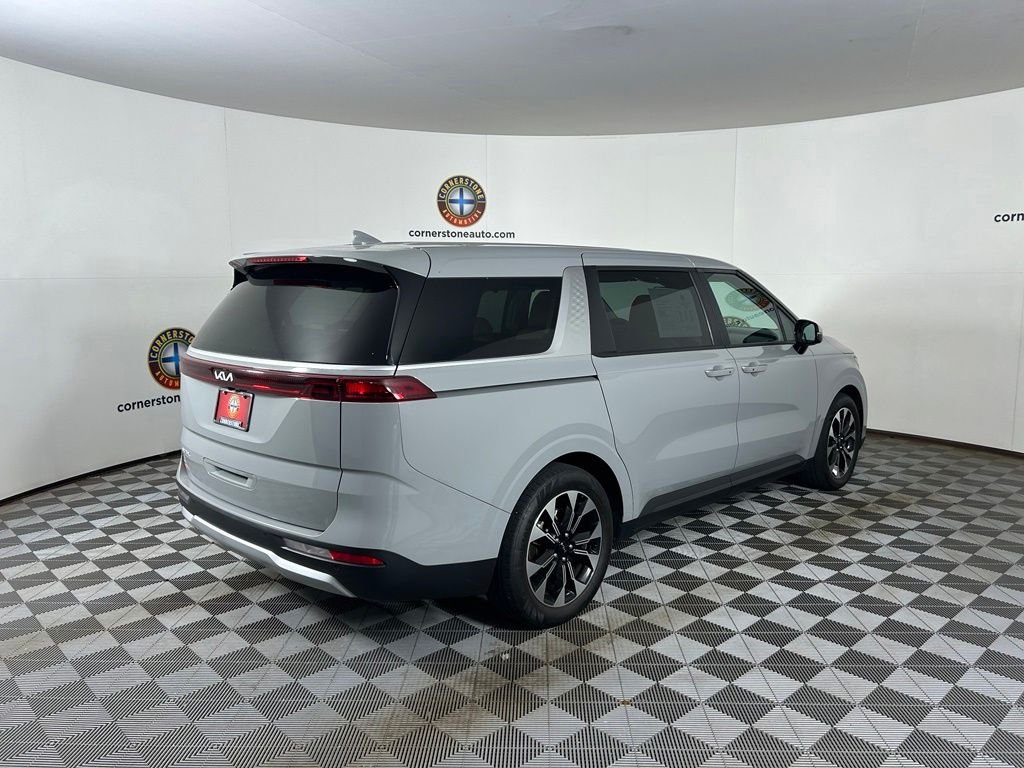 Used 2024 White Kia EX image 16