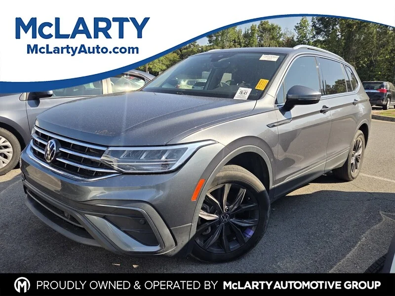 Used 2022 Platinum Gray Metallic Volkswagen 2.0T SE image 1