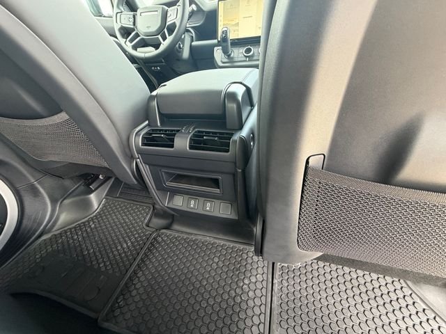 New 2026 Borasco Grey Land Rover X-Dynamic SE image 17