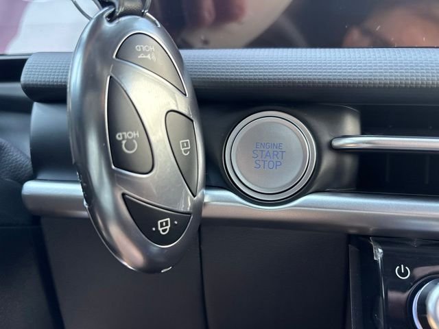 New 2027 Atlas White Hyundai SE image 21