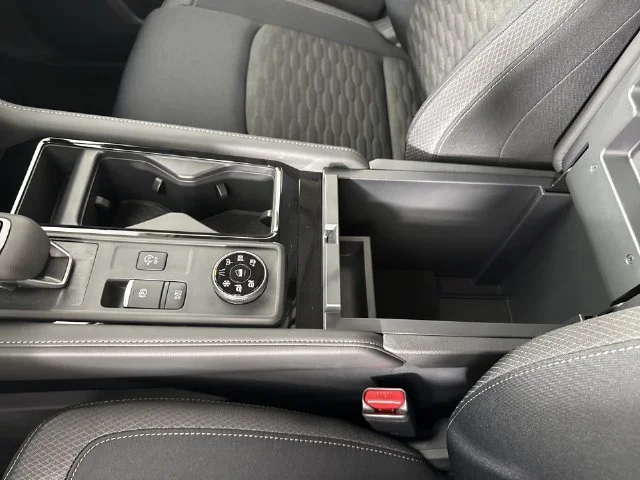 New 2026 White Nissan SV image 20