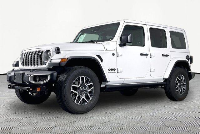 Used 2025 White Jeep Sahara image 1