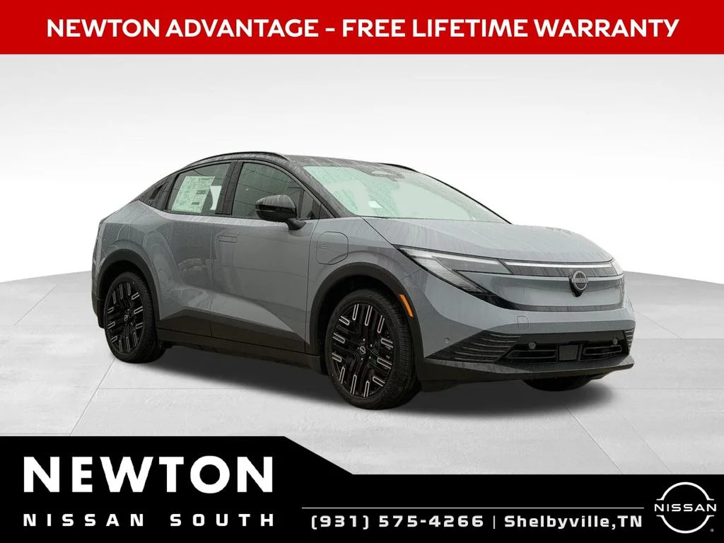 2026 Nissan Leaf Platinum+'s photo