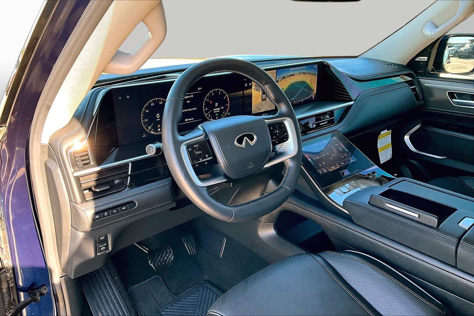 Used 2025 Grand Blue INFINITI LUXE image 26