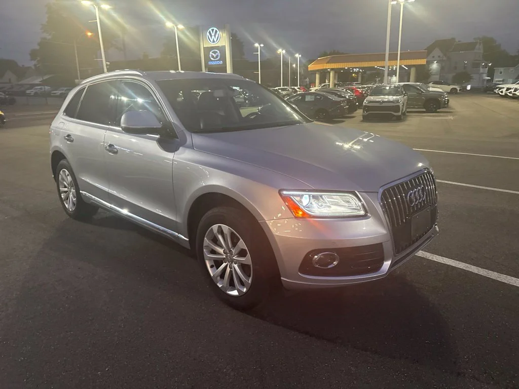 Used 2016 Silver Audi 2.0T Premium Plus image 4