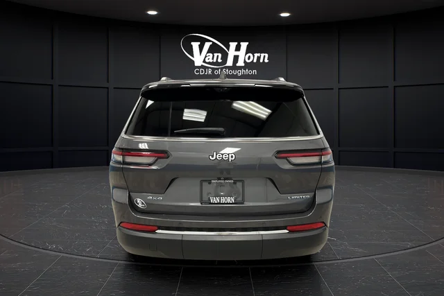 Used 2023 Gray Metallic Jeep Limited image 6