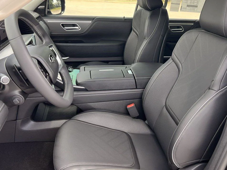 New 2027 BLACK OBSIDIAN INFINITI Luxe 2WD image 21