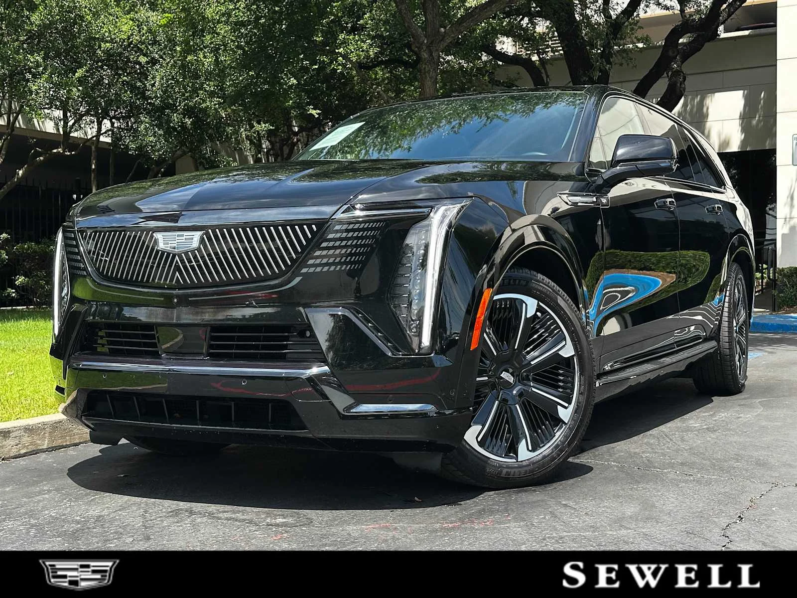 2025 Cadillac Escalade IQ Sport 2 AWD's photo