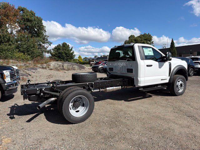 New 2026 Oxford White Ford F-600® XL image 5