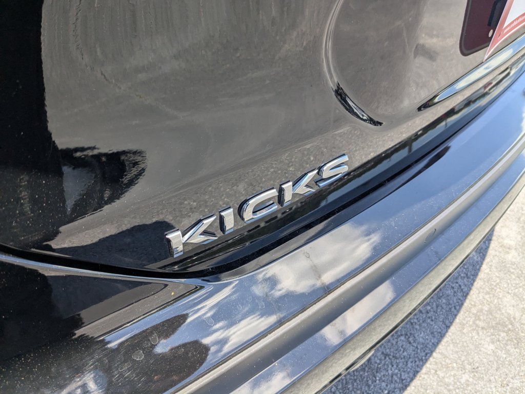 Used 2024 Super Black Nissan SV image 28