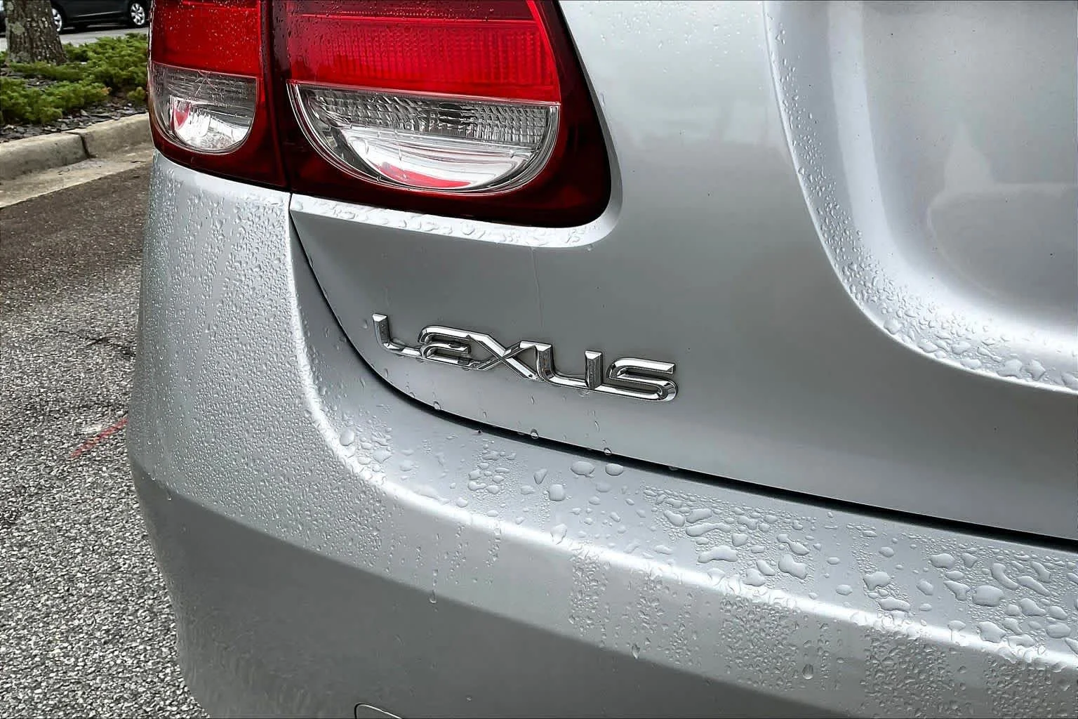 Used 2008 Mercury Metallic Lexus  image 30