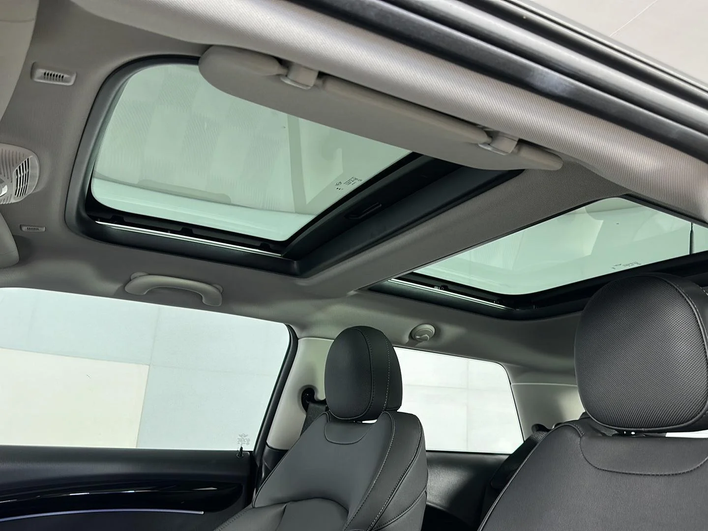 Used 2024 Rooftop Grey Metallic MINI Cooper S image 20
