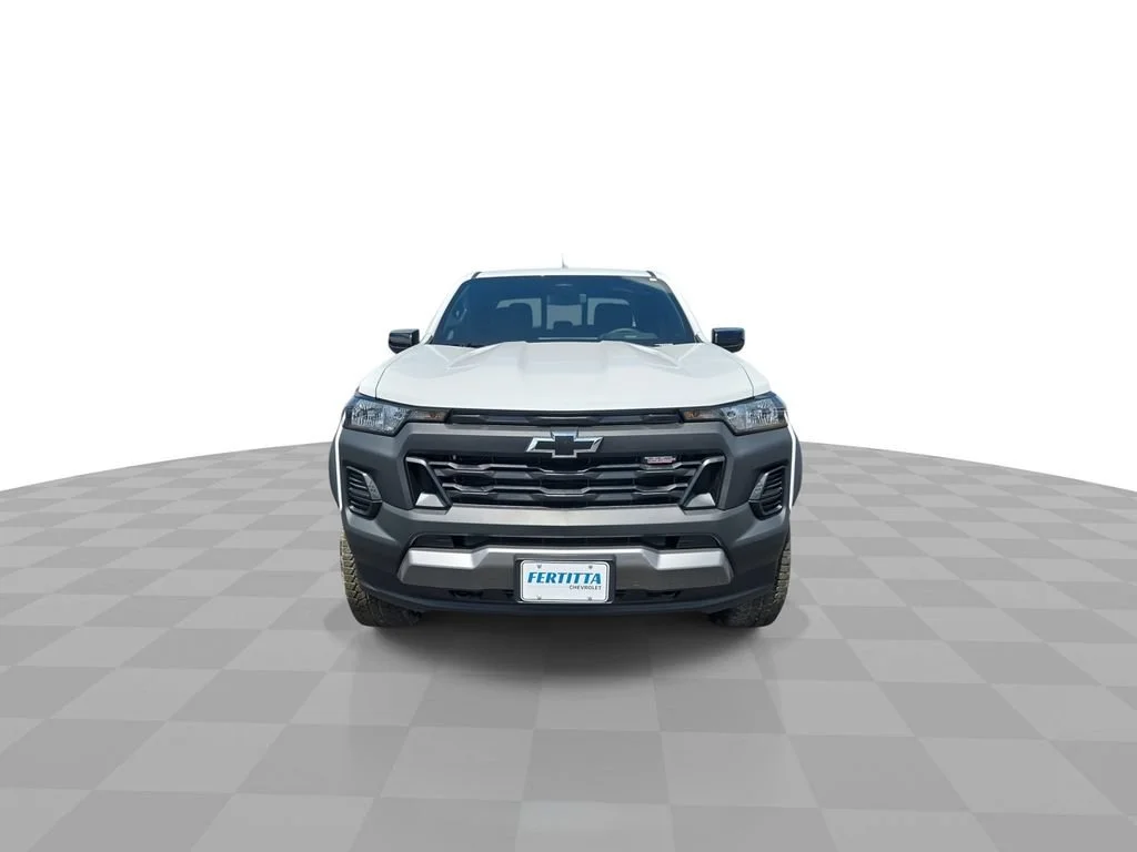 New 2026 Summit White Chevrolet Trail Boss image 3