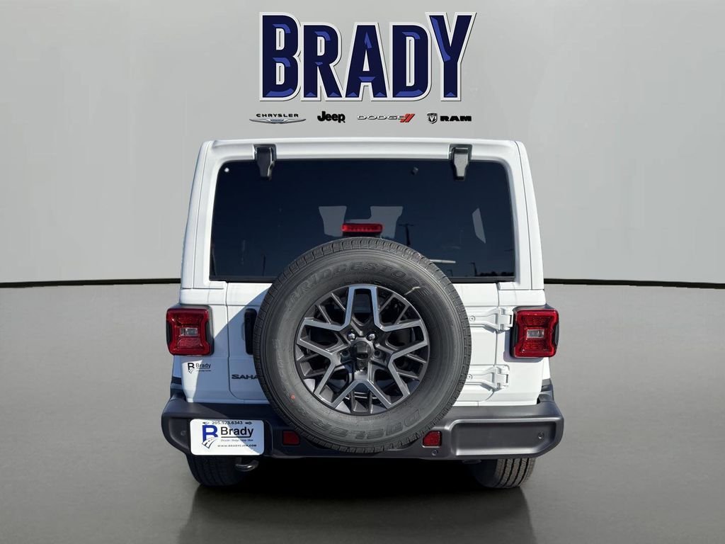New 2026 Bright White Clear-Coat Exterior Paint Jeep Sahara image 4