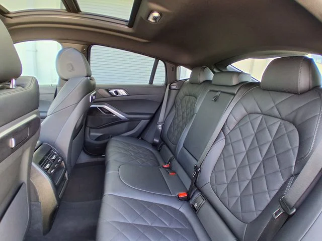 2025 BMW X6 40i - Photo 24