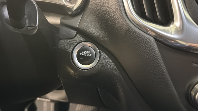 Used 2020 Pacific Blue Metallic Chevrolet LT image 22