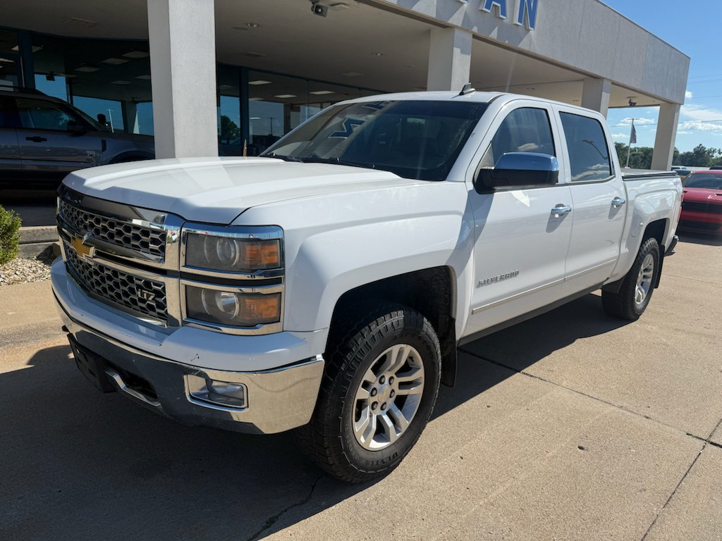 Used 2014 Summit White Chevrolet LTZ image 6
