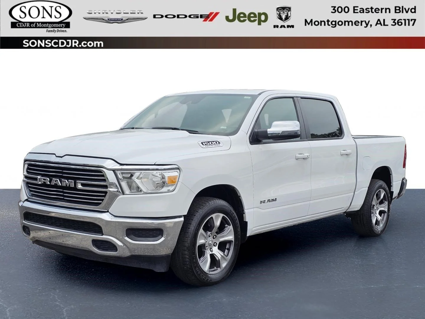 2024 RAM 1500 Laramie Crew Cab 5'7's photo