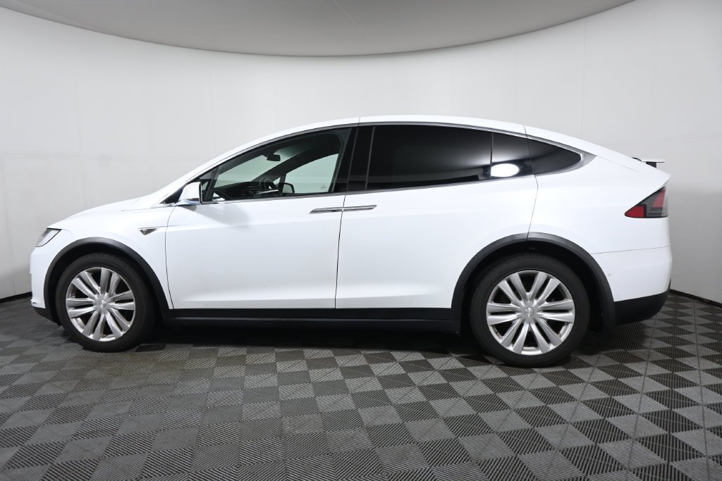 Used 2016 Tesla Model X 75D with VIN 5YJXCBE25GF015116 for sale in Warwick, RI