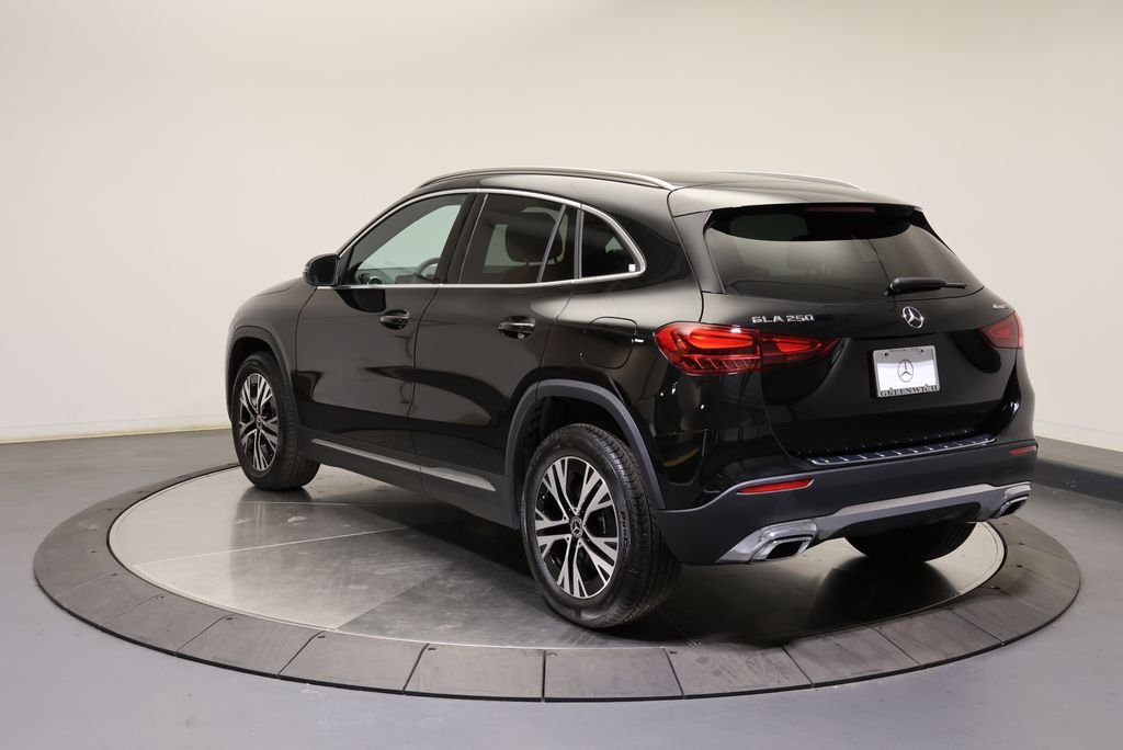 Certified Used 2026 Night Black Mercedes-Benz GLA 250 image 5