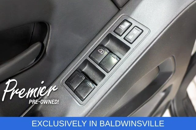 Used 2022 White Nissan S image 15