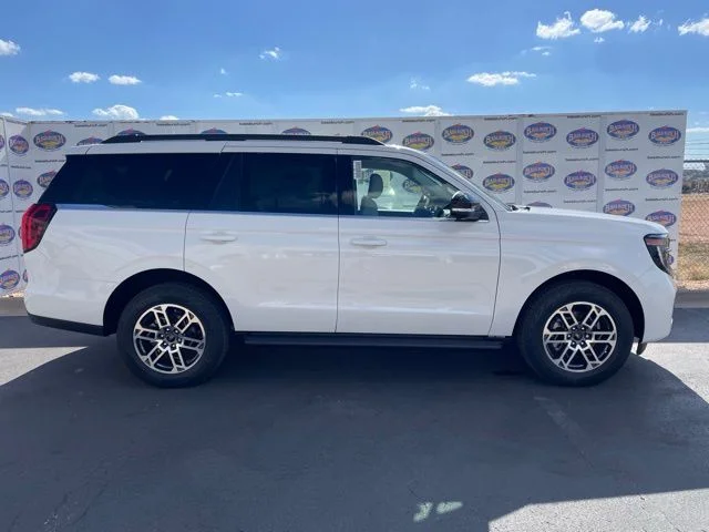 2026 Ford Expedition Active 4x4's photo