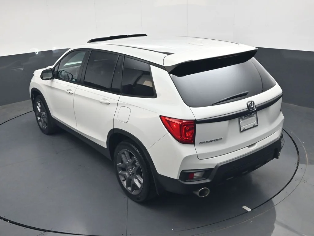 Used 2022  Honda EX-L image 26