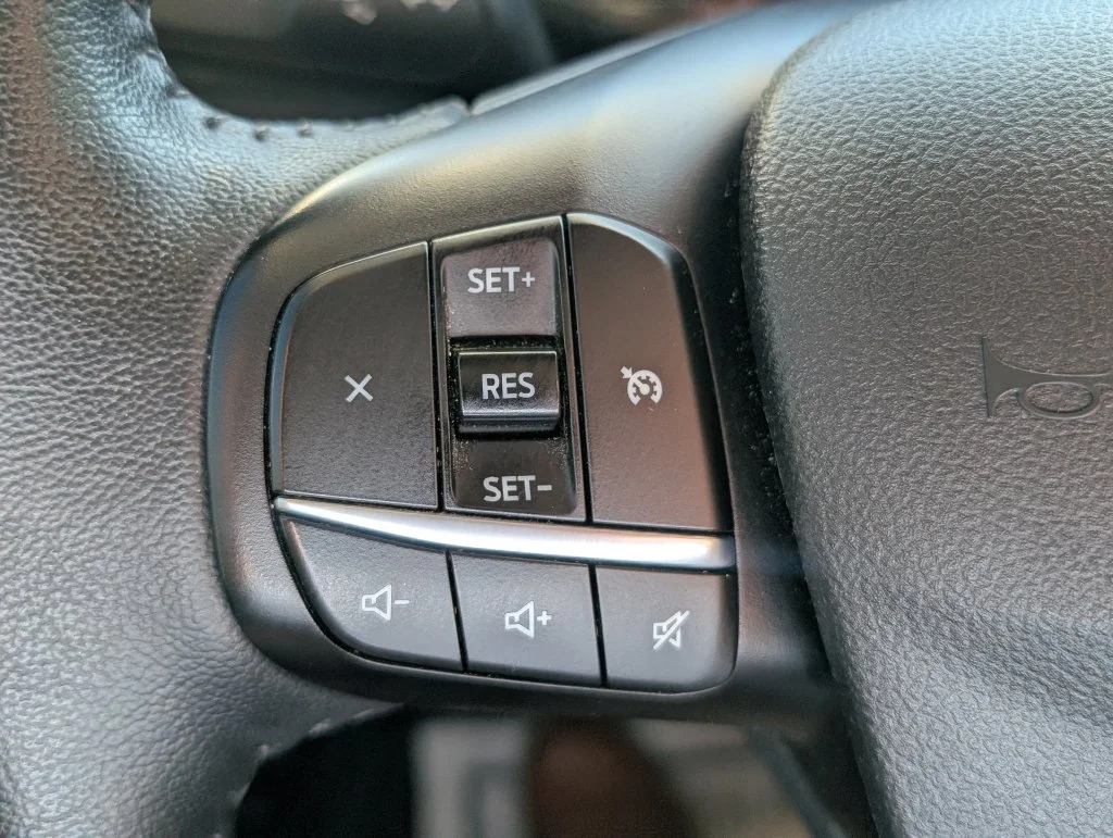 Used 2022 Black Ford Outer Banks image 19