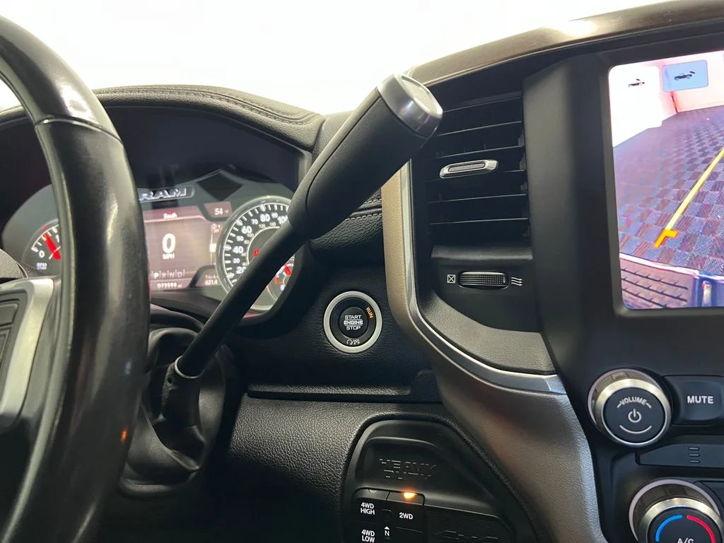 Used 2022 Granite Crystal Metallic Clearcoat Ram Laramie image 19
