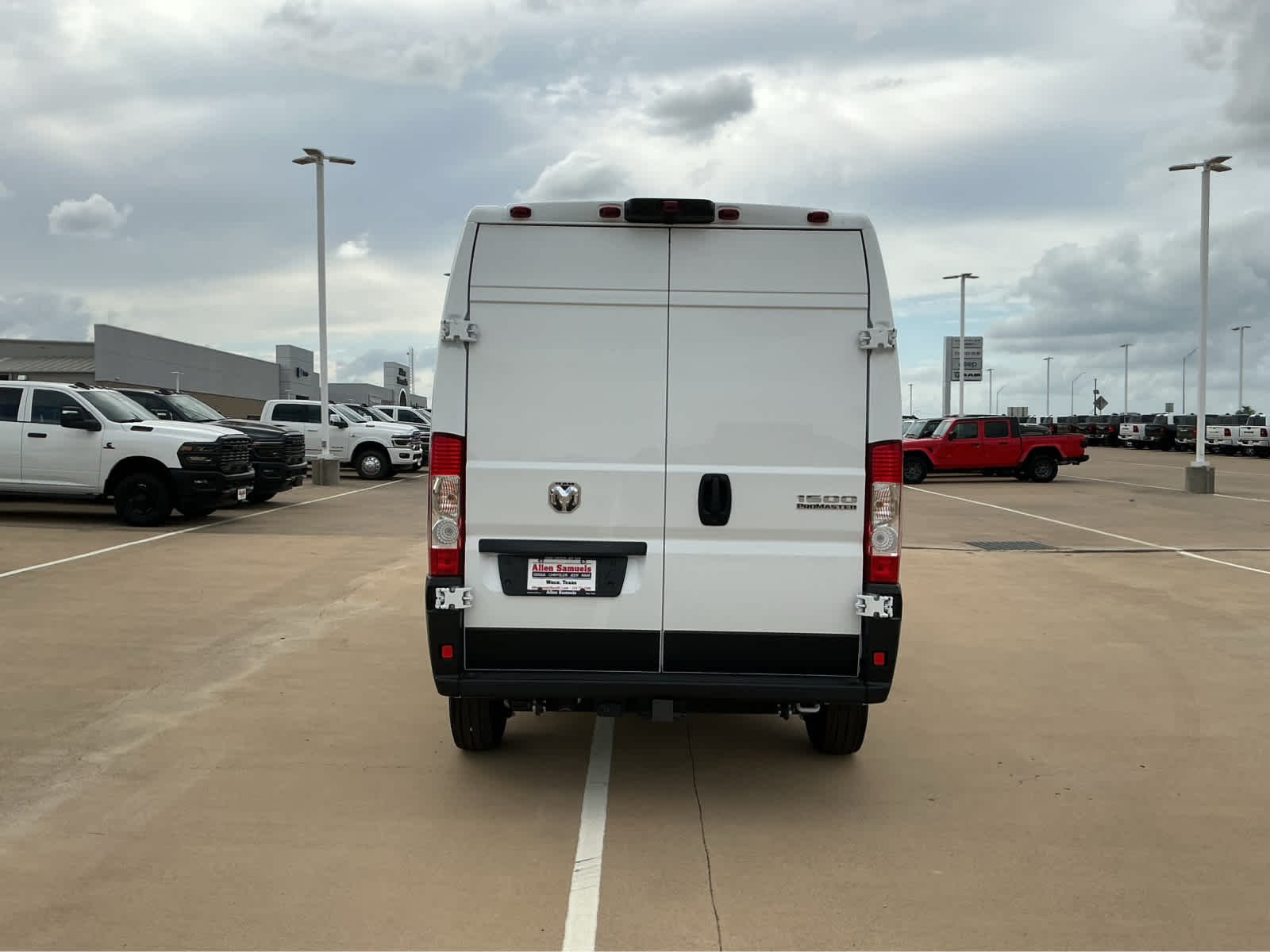 New 2026 Bright White Clearcoat Ram Tradesman image 7