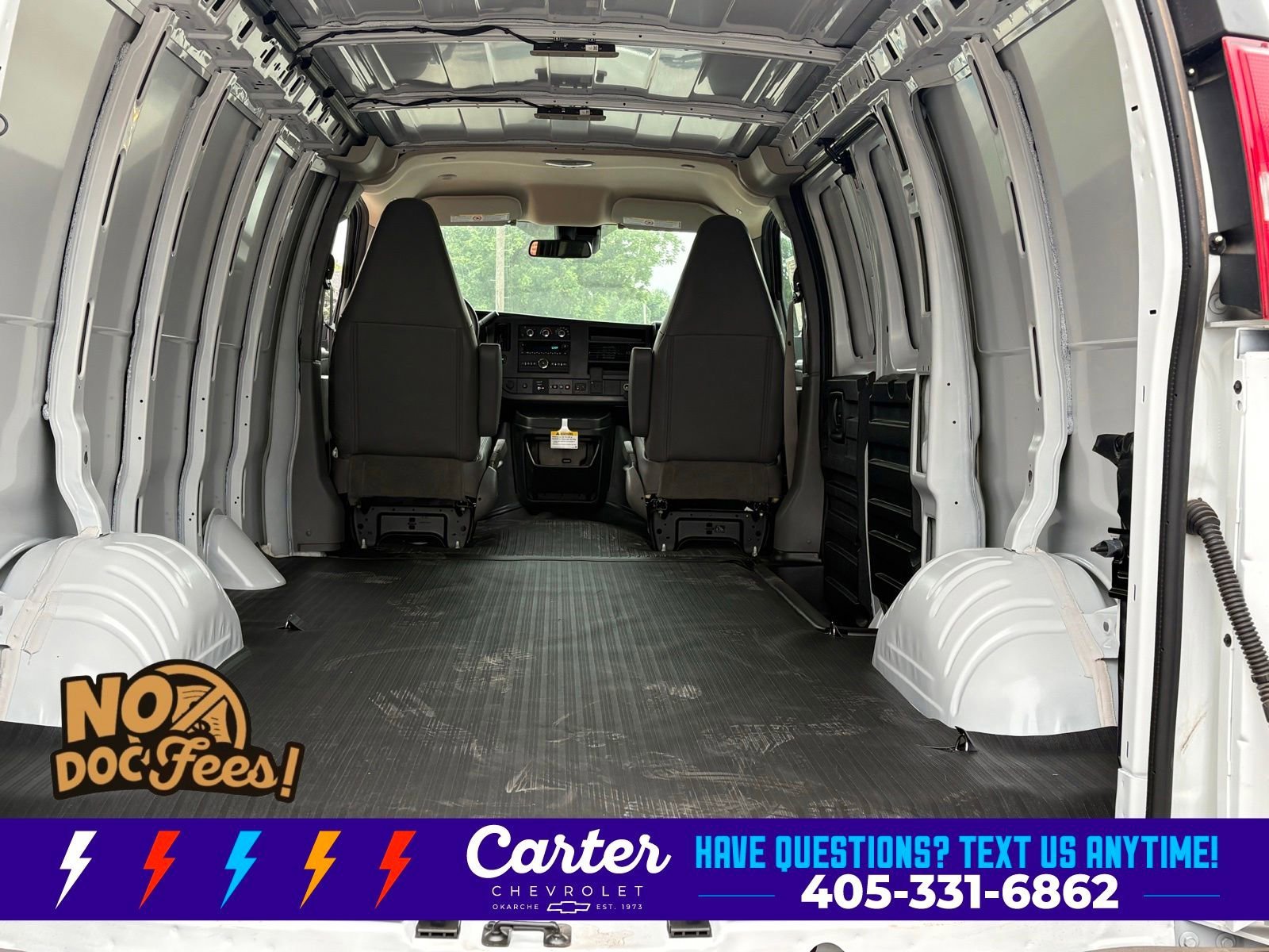 2025 Chevrolet Express Cargo Work Van - Photo 13