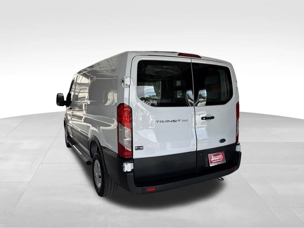 Used 2023 White Ford Base image 3