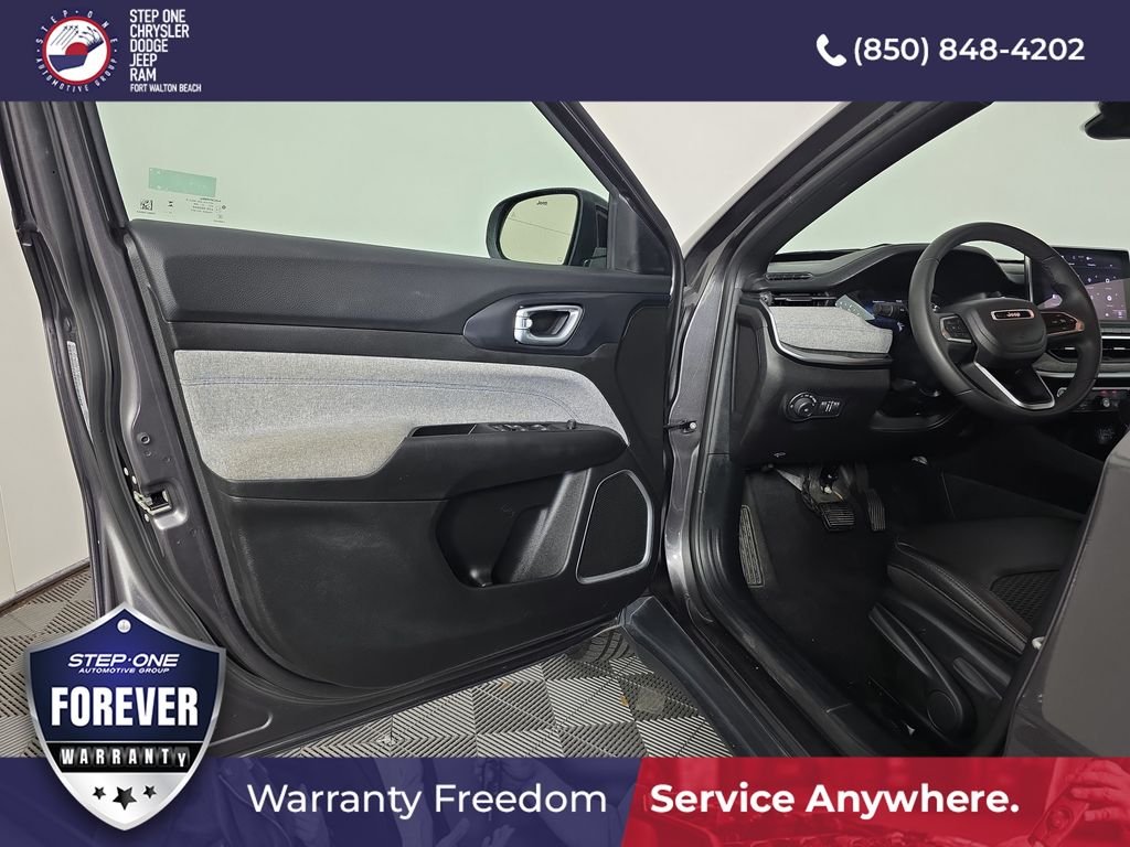 Used 2024 Gray Jeep Latitude image 16