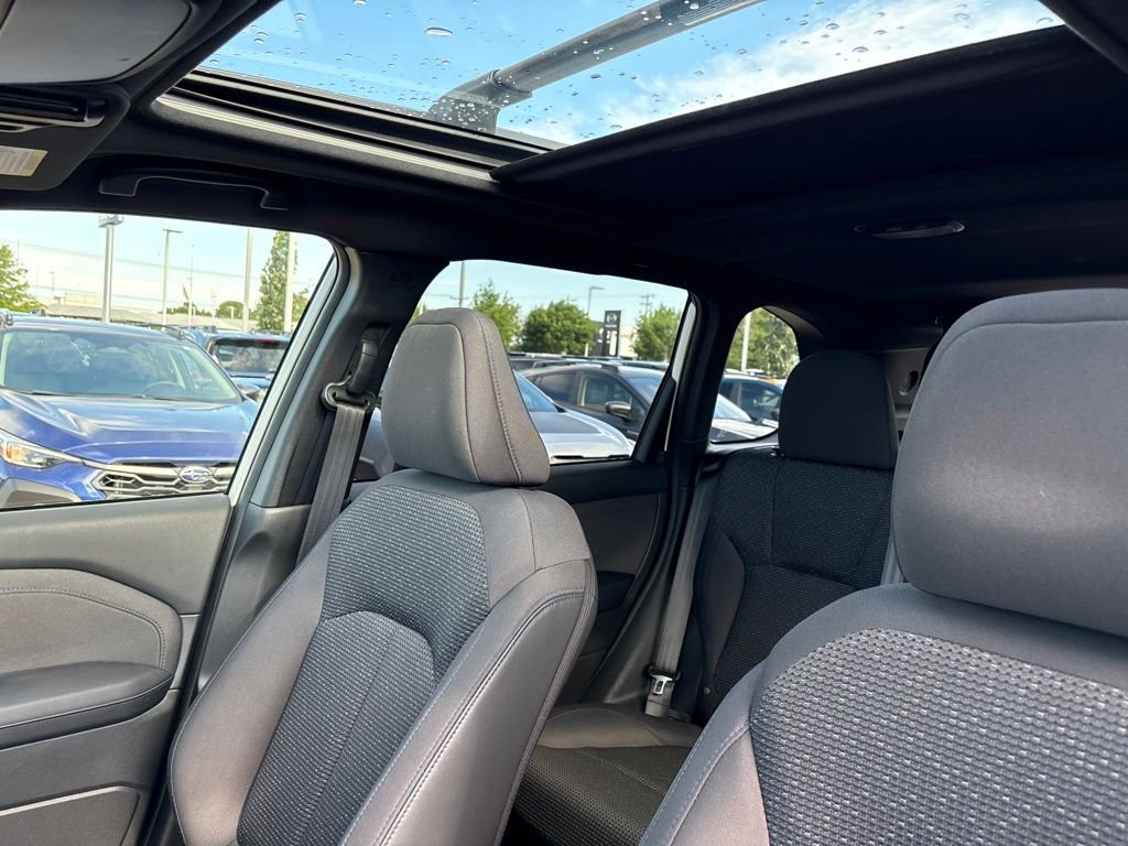 Used 2025 White Subaru Premium image 5