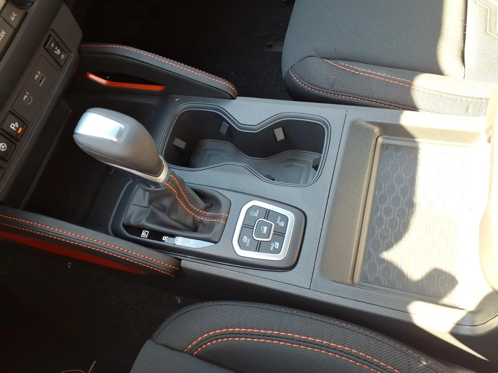2026 Nissan Frontier Crew Cab PRO-4X® Gray at Robbins Nissan