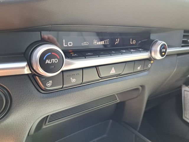 2026 Mazda CX-30 Premium - Photo 28