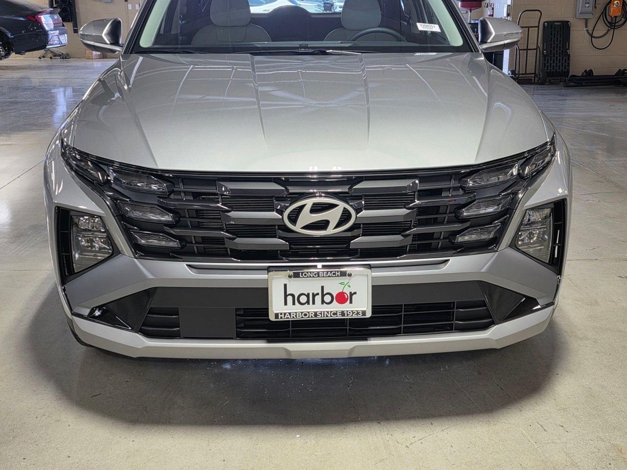 New 2026 Shimmering Silver Hyundai SEL Premium FWD image 9