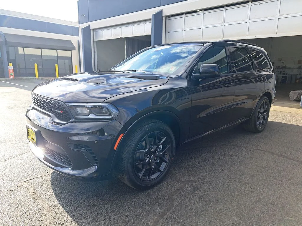 2026 Dodge Durango GT HEMI V8 AWD's photo