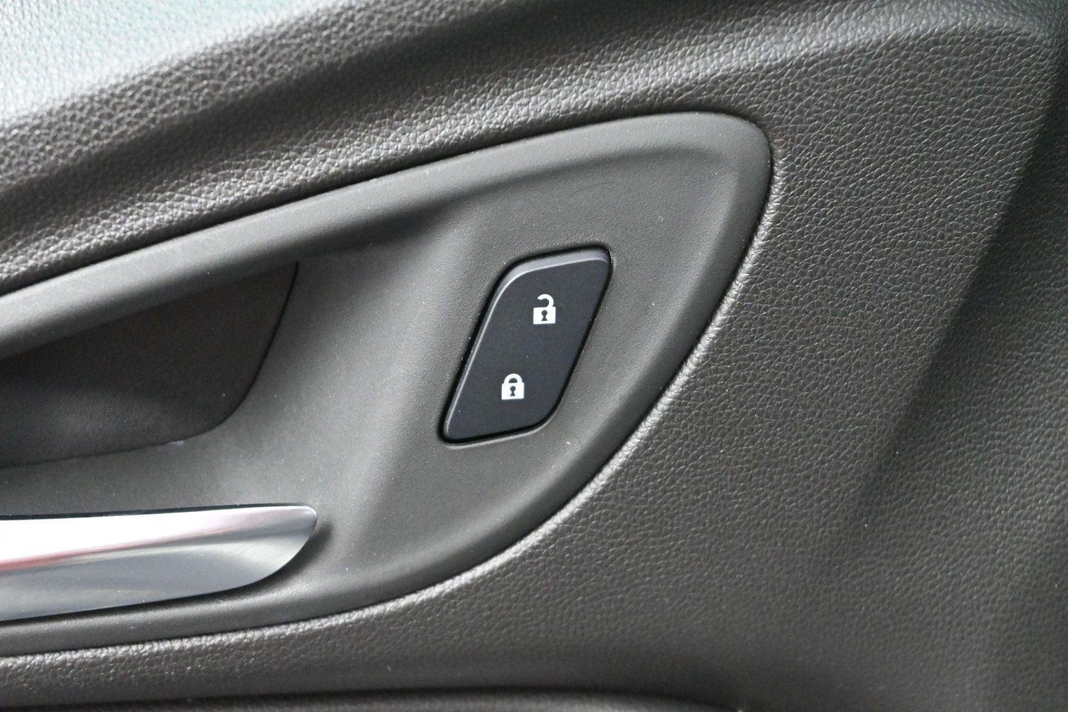 Used 2024 Summit White Buick Sport Touring image 11