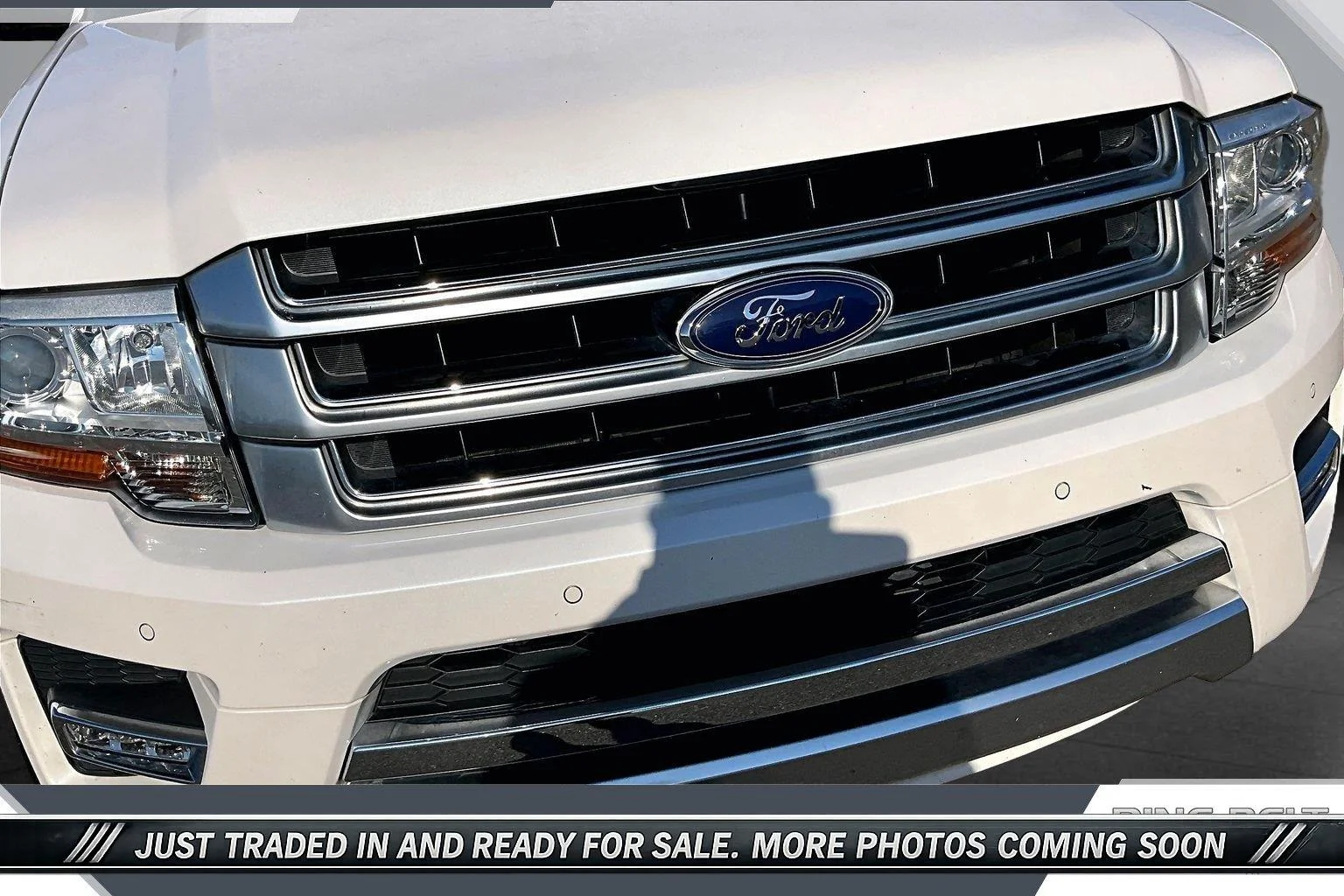 Used 2016 White Platinum Metallic Tri-Coat Ford Platinum image 22