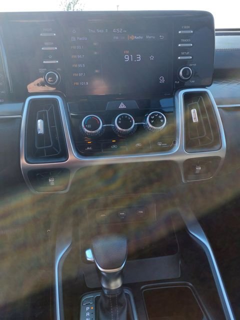 2021 Kia Sorento LX - Photo 31