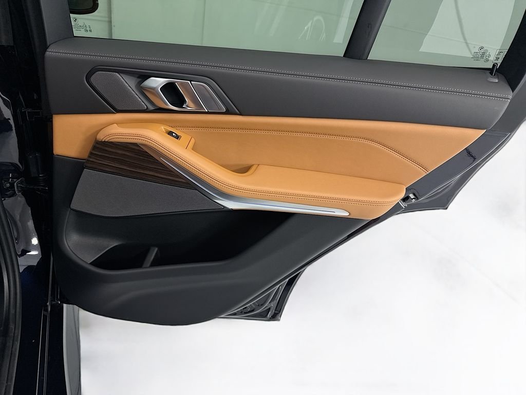 New 2026 Carbon Black Metallic BMW xDrive50e image 26