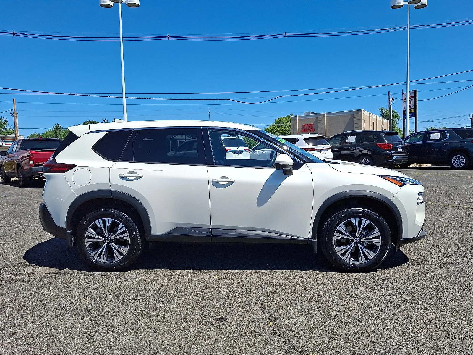 Used 2021 Pearl White Tricoat Nissan SV image 8