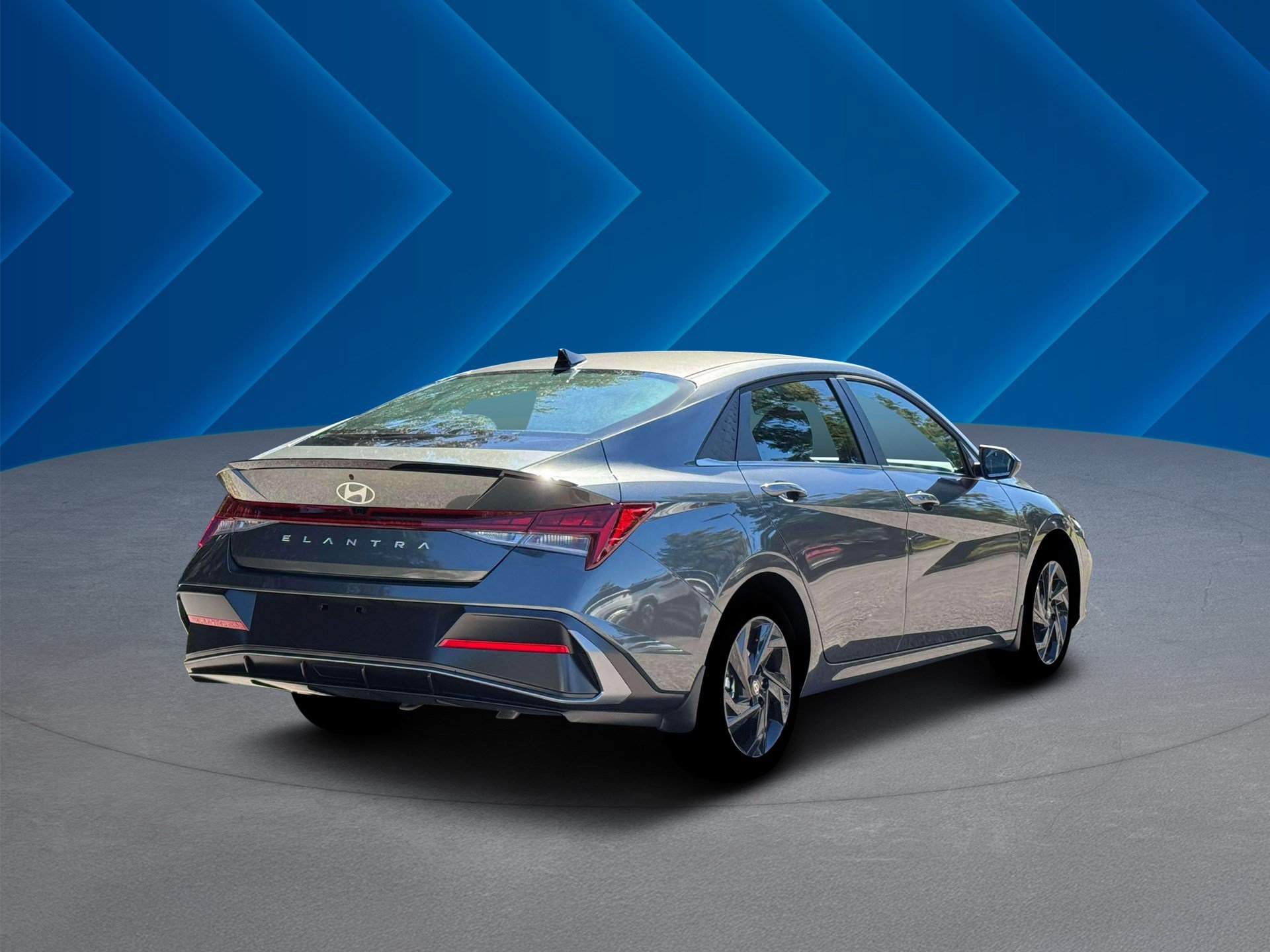 New 2026 Amazon Gray Hyundai SEL Sport image 8
