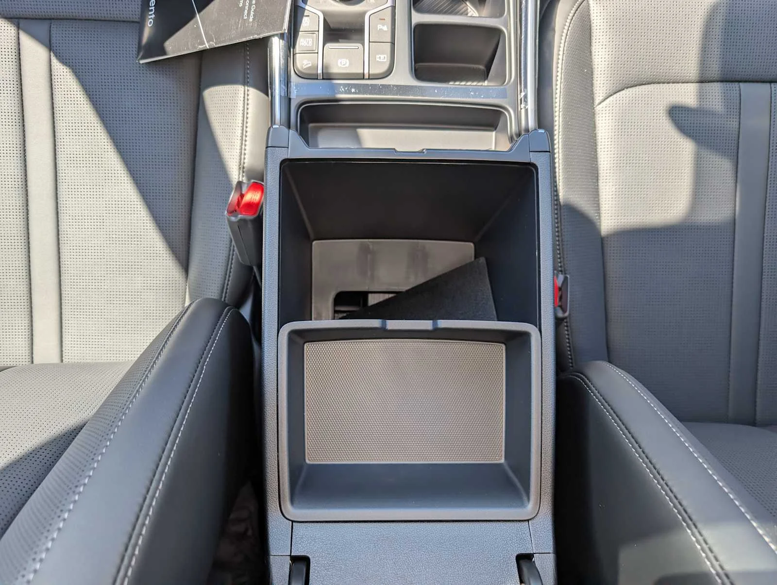 New 2026 Wolf Gray Kia S image 14