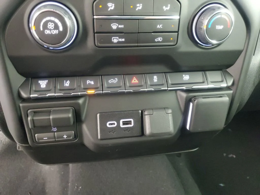 2026 Chevrolet Silverado 2500 HD Custom - Photo 20