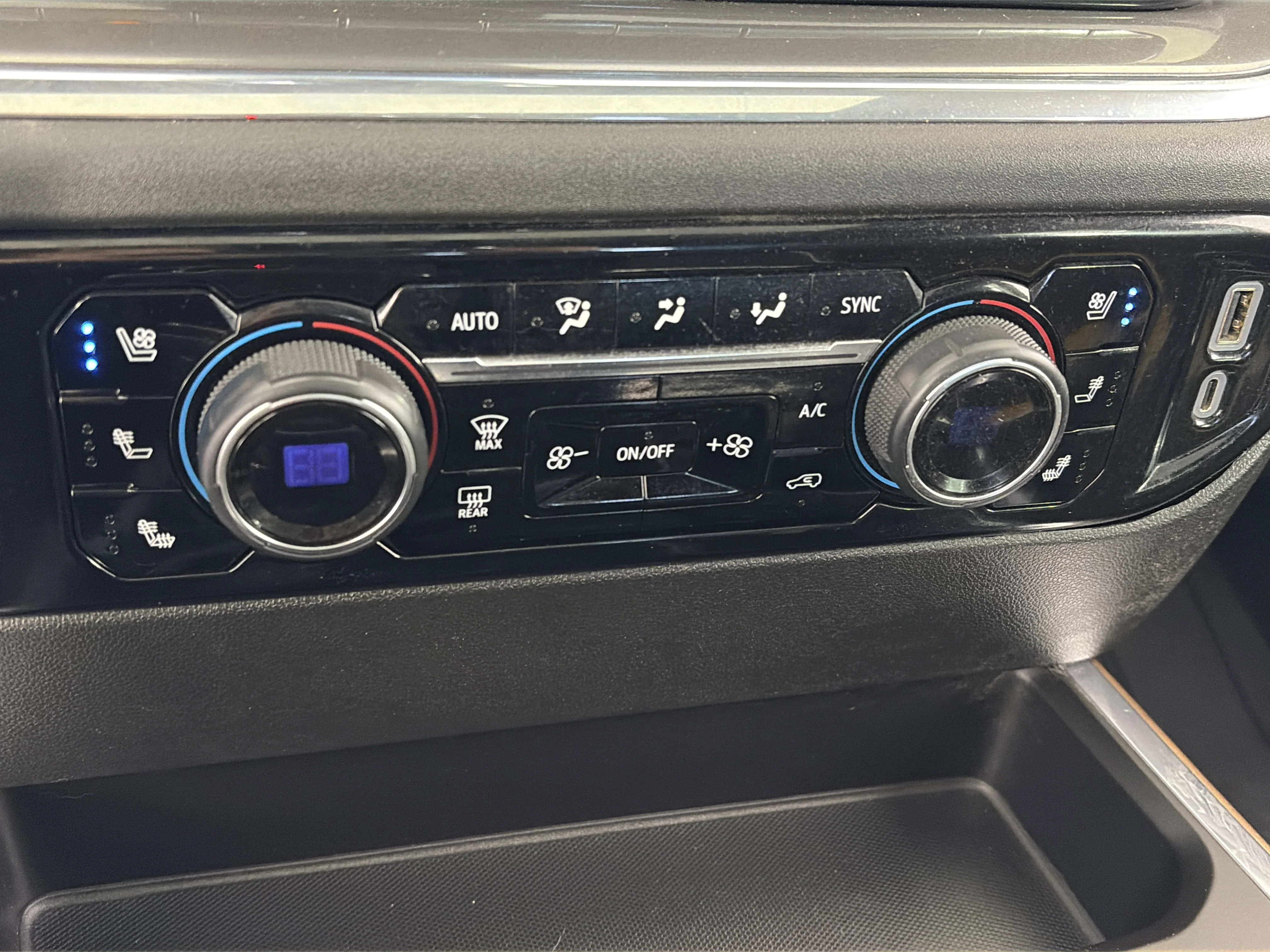 2024 Chevrolet Silverado 1500 High Country - Photo 24