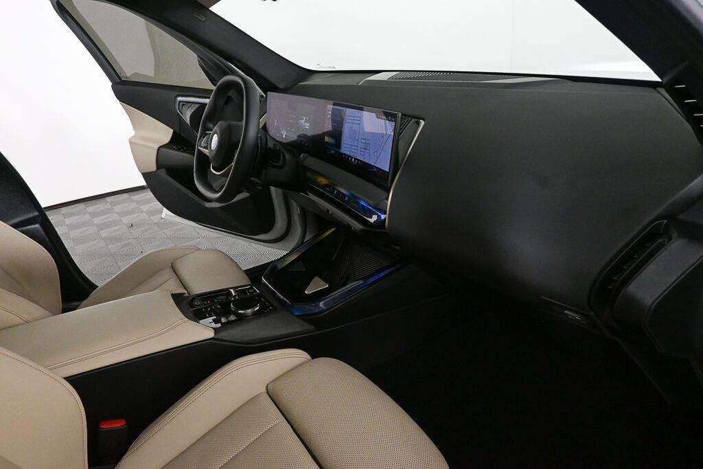 Used 2025 Mineral White Metallic BMW 30 xDrive image 26